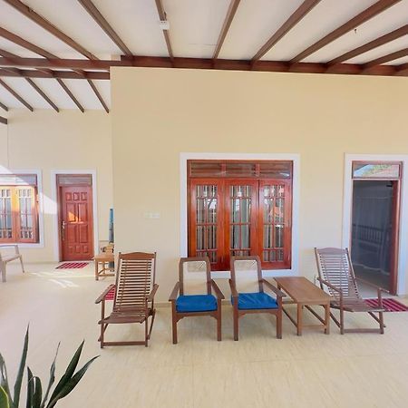 Breeze Rest Hotel Unawatuna Kültér fotó