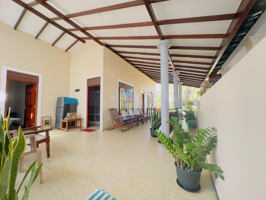 Breeze Rest Hotel Unawatuna Kültér fotó